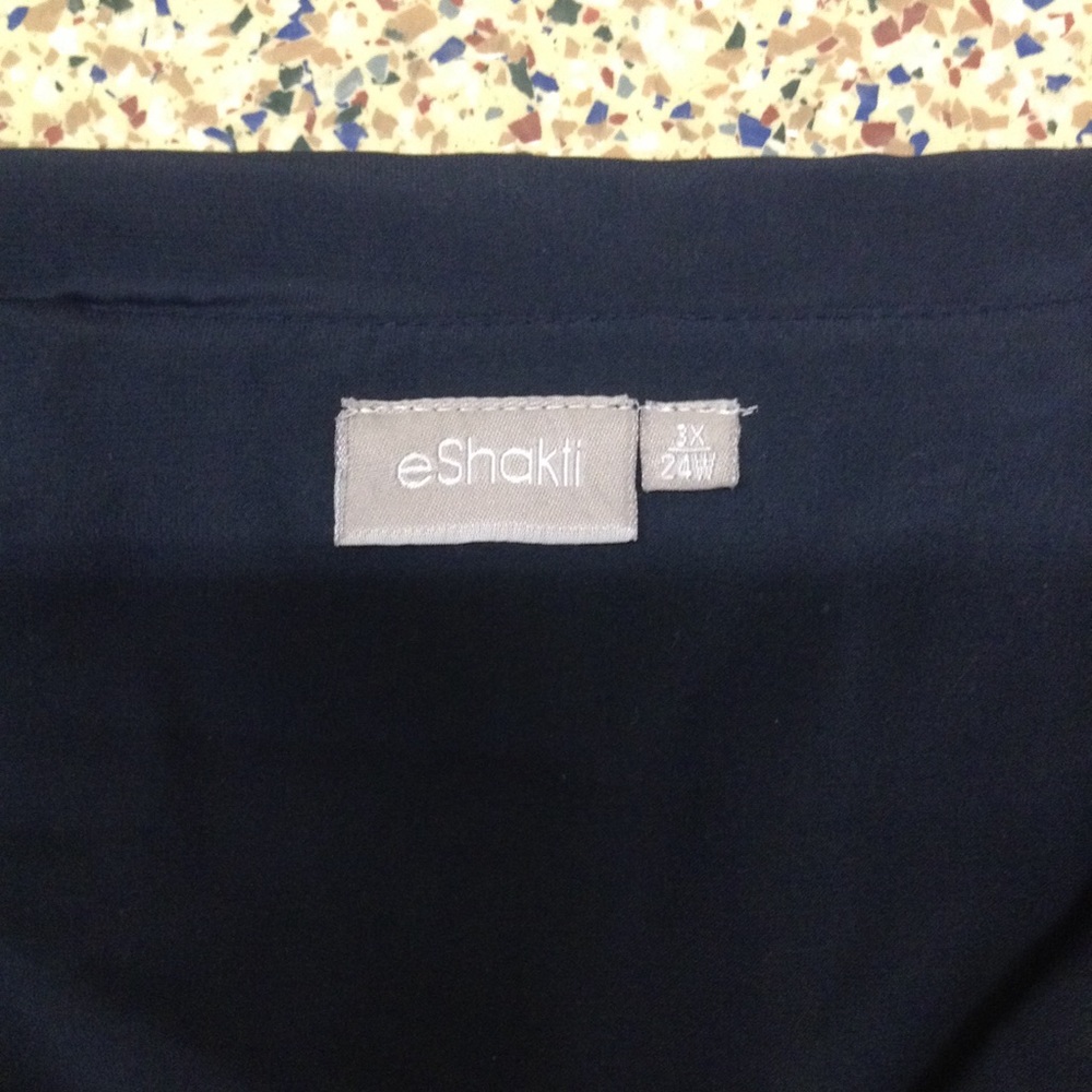 Eshakti navy blue crepe sheath dress 24W 3X - Picture 4 of 5